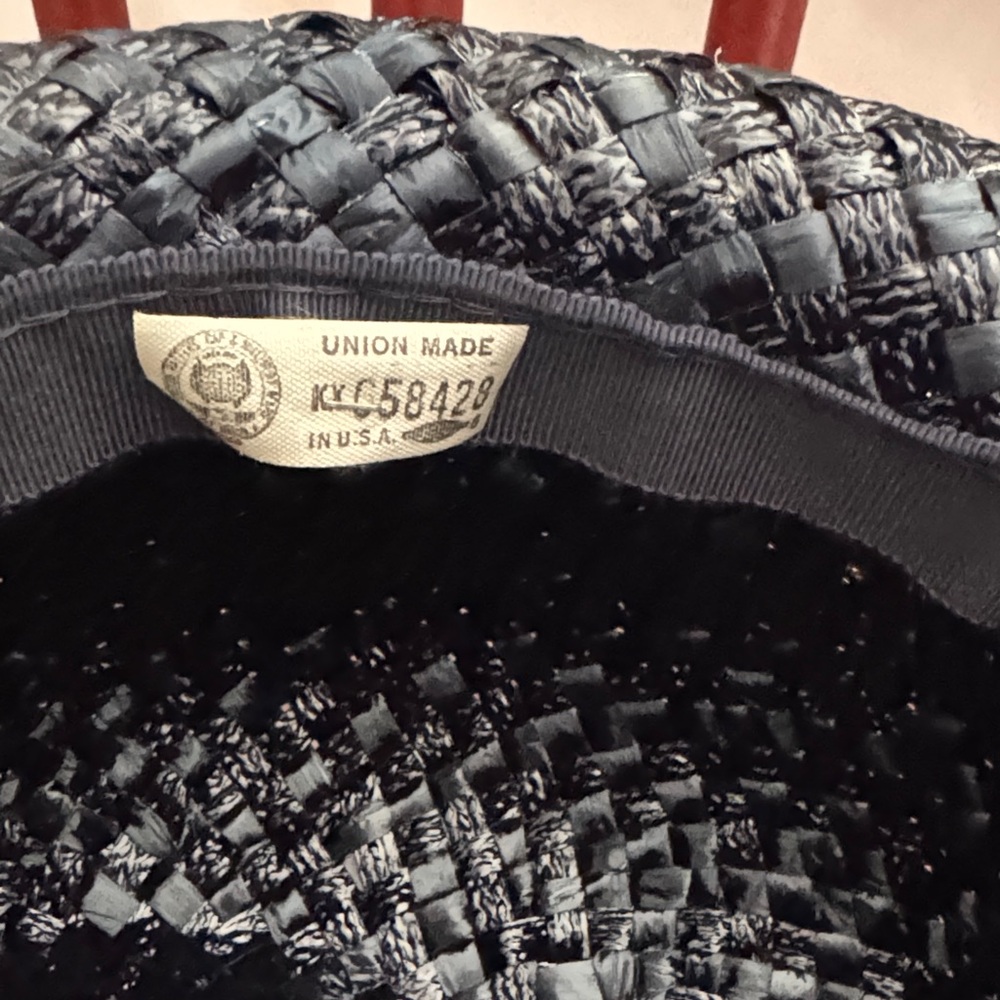 Vintage Navy Woven Straw Boater Hat with Ribbon Trim - Picture 3 of 4